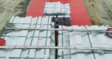 锦州 芝麻白仿形加直形路沿石出货日常