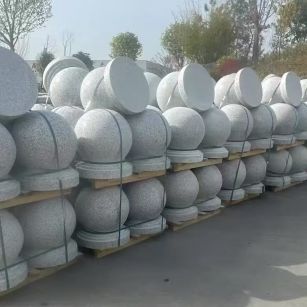 锦州 白麻花岗岩石材圆球，石球，挡车球，隔离球，景观石球，风水球等