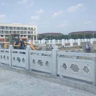 锦州 白麻花岗岩荔枝面河道栏杆