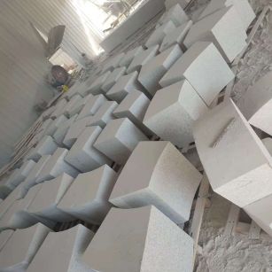 锦州 白麻花岗岩异形坐凳