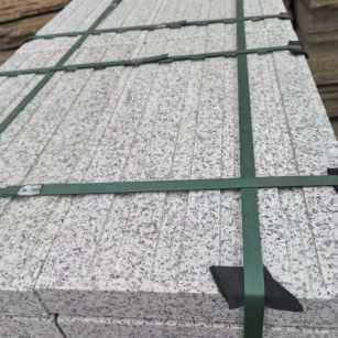 锦州 白麻花岗岩直行盲道石，盲条，地铺石