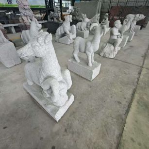 锦州 芝麻白花岗岩造型立体雕刻——十二生肖