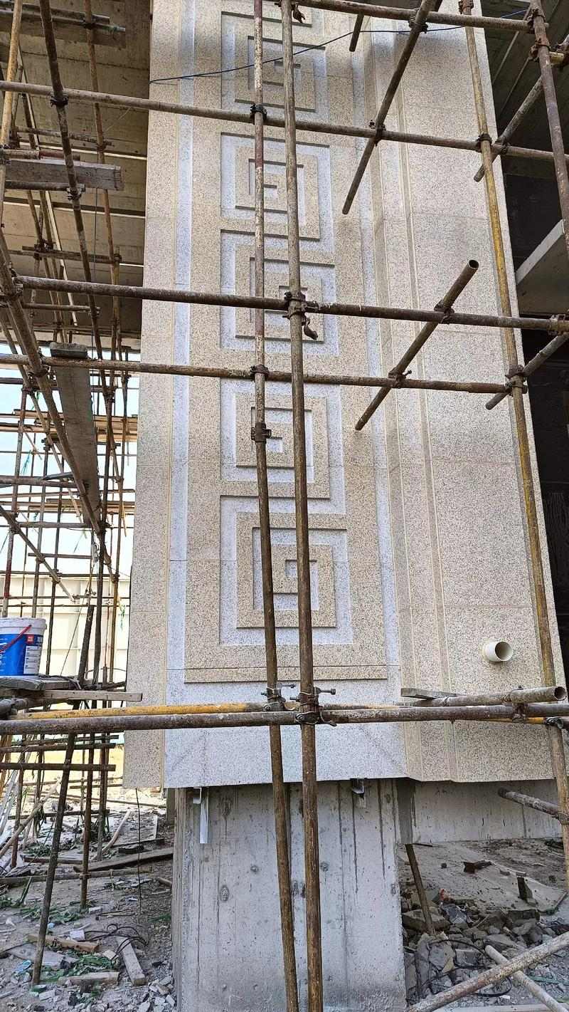 锦州 黄金麻花岗岩别墅外墙干挂回纹造型效果