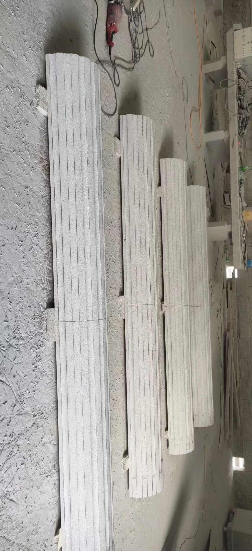 锦州 花岗岩厂家带你看白麻花岗岩门楼大柱柱皮