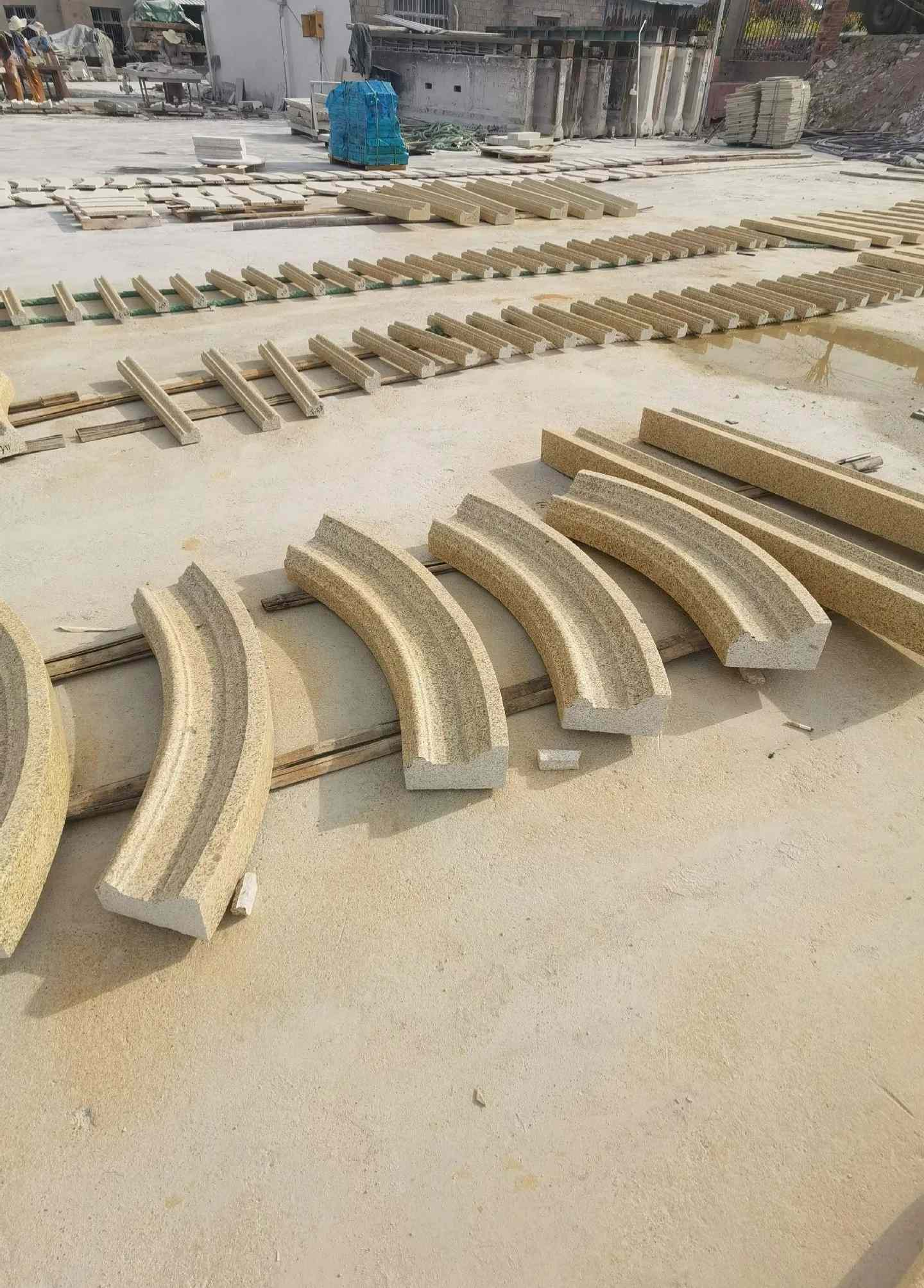 锦州 黄金麻花岗岩别墅线条