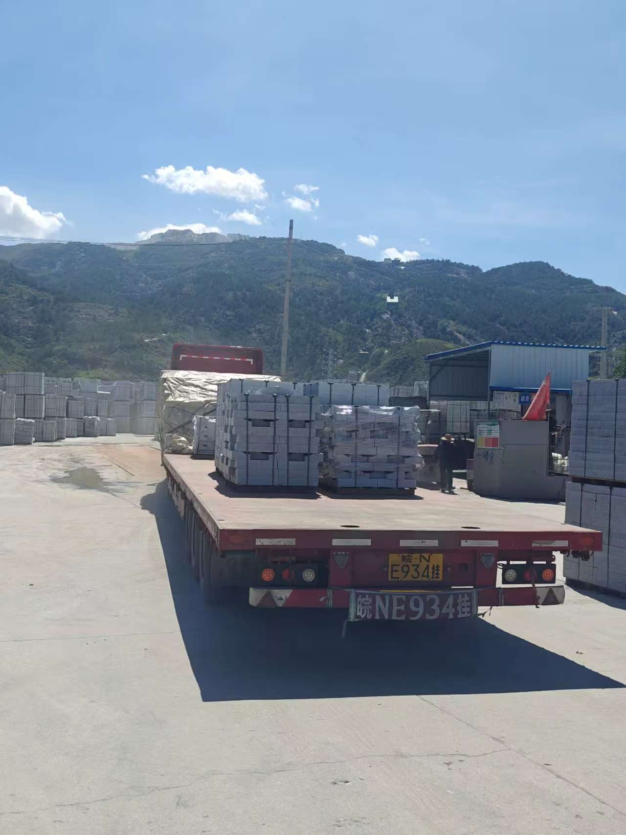 锦州 芝麻白仿形路沿石，直形路沿石