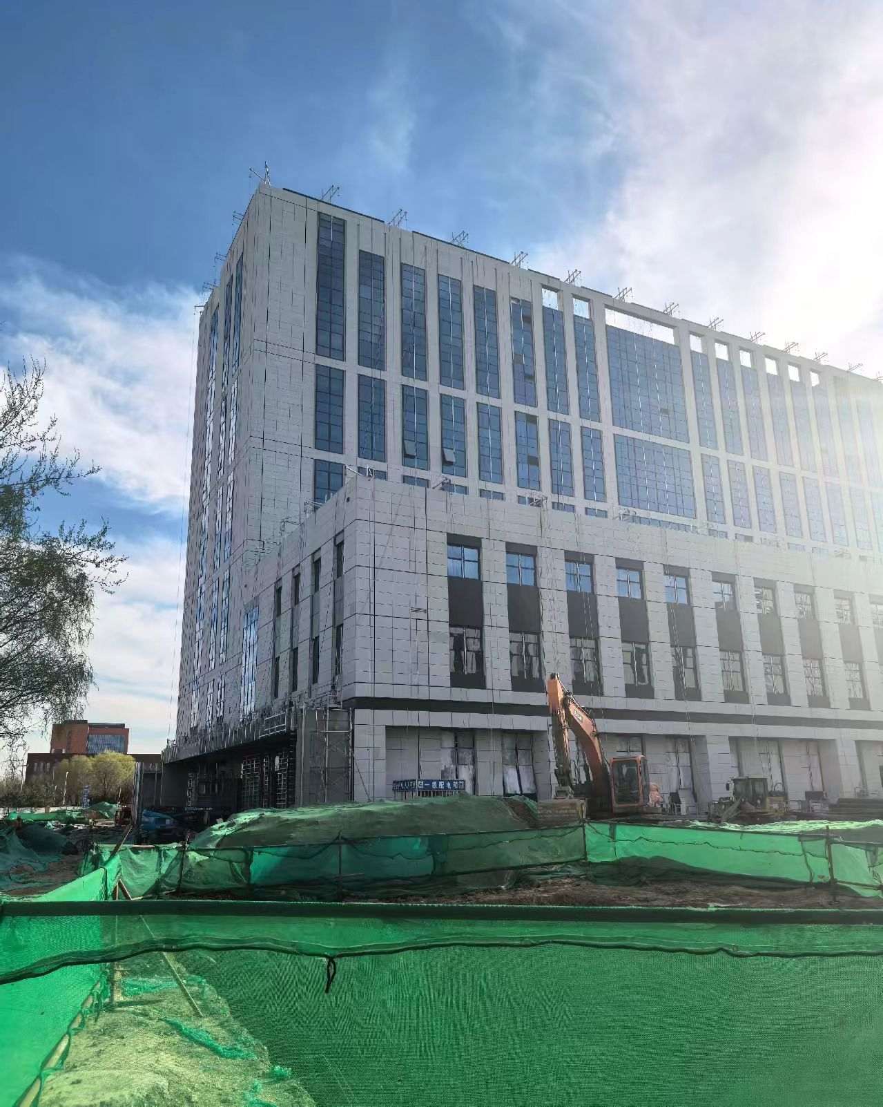 锦州 白麻花岗岩石材外墙干挂