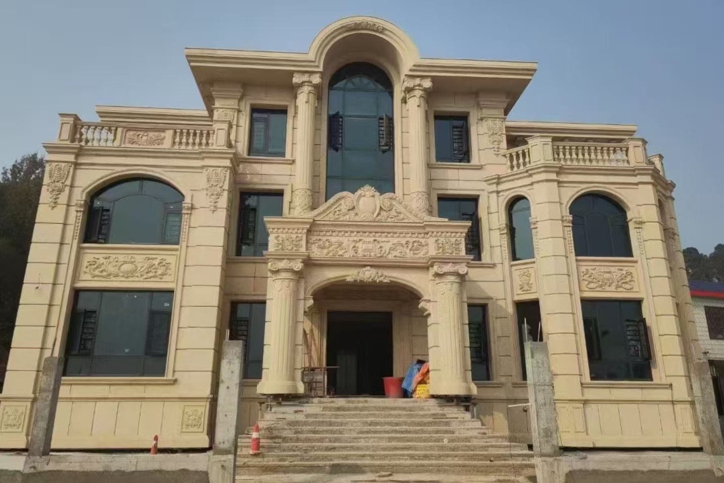 锦州 黄金麻花岗岩别墅外墙干挂