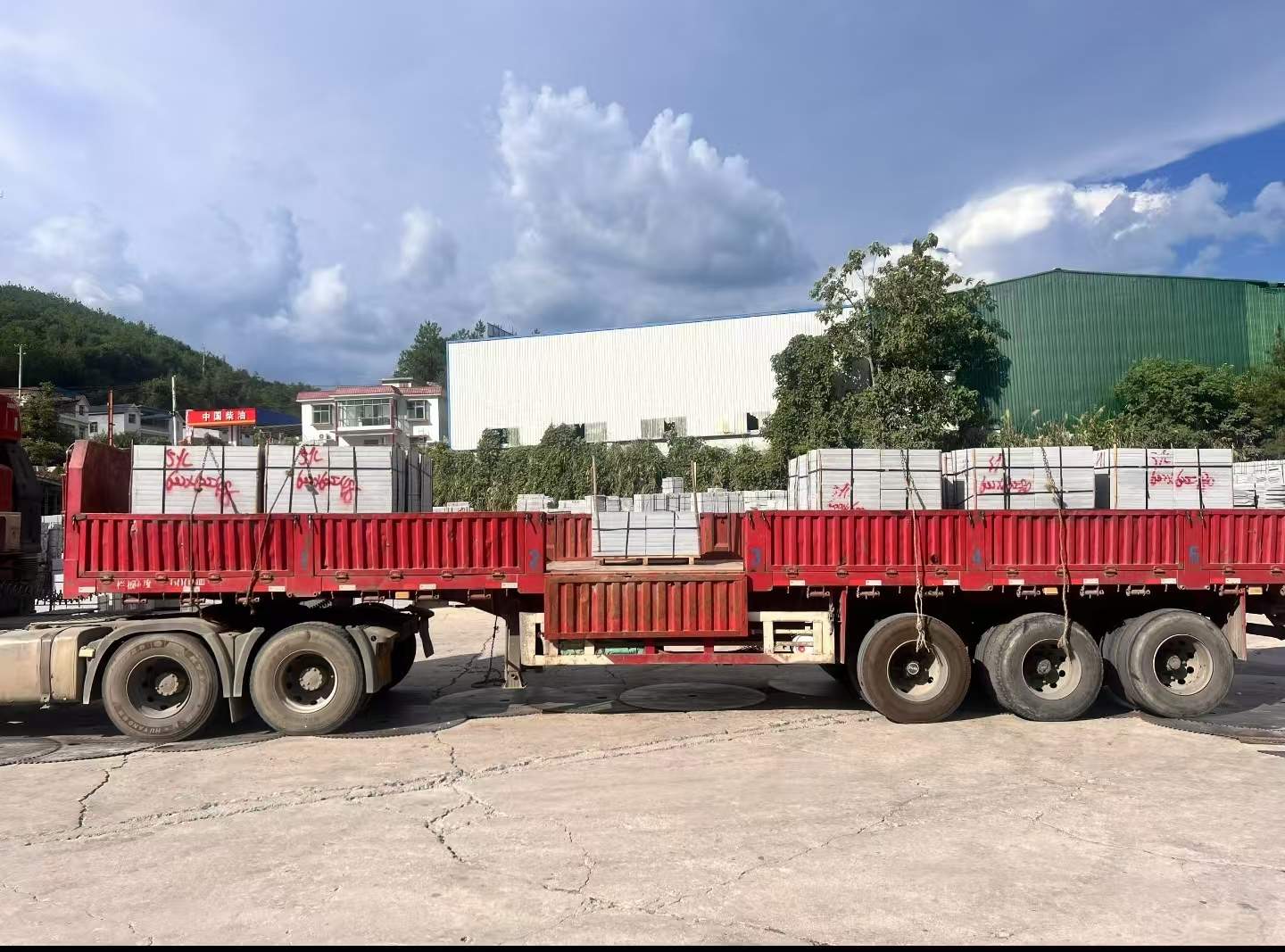 锦州 芝麻灰花岗岩地铺石出货日常