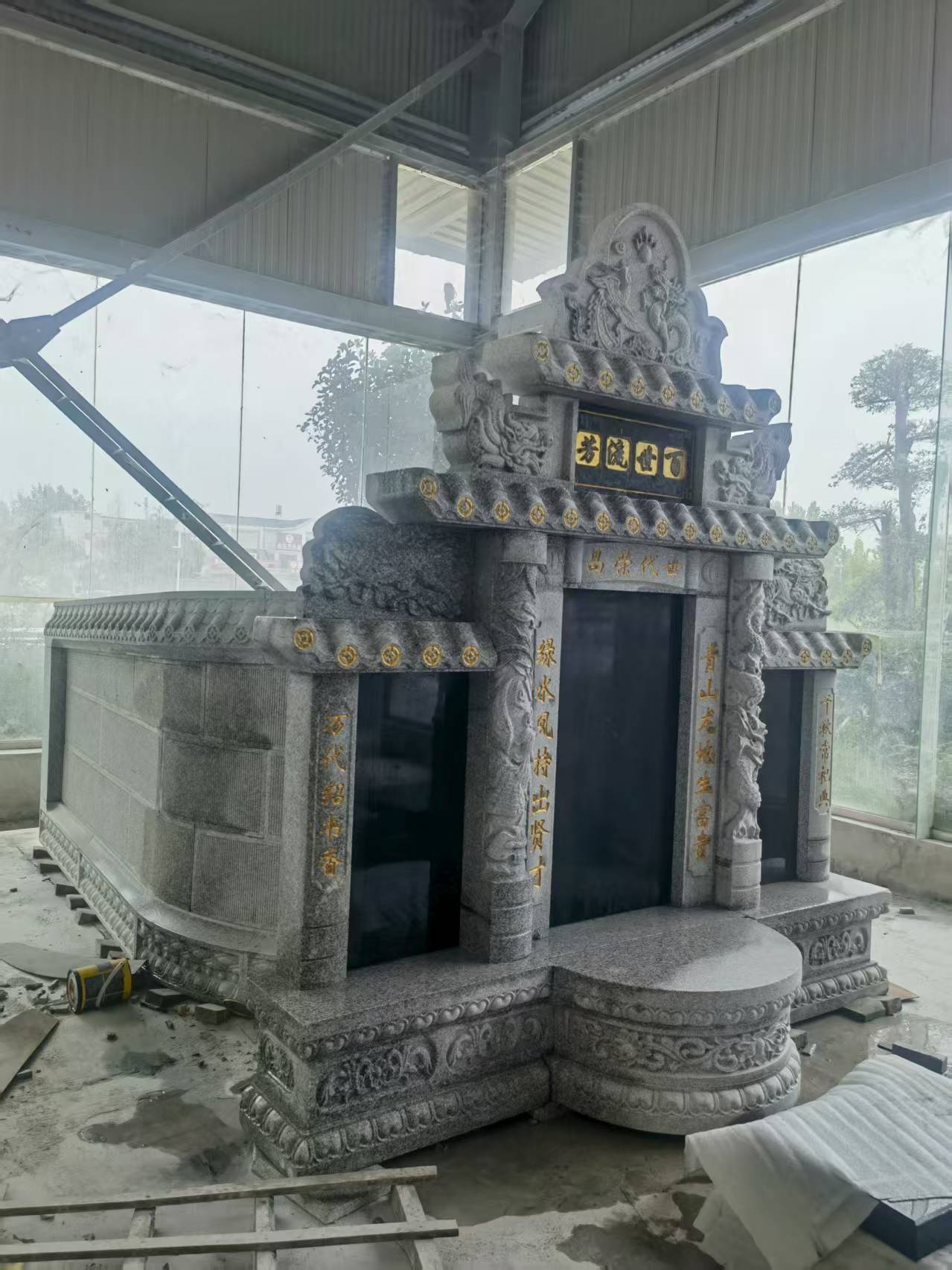 锦州 芝麻白墓碑效果展示图