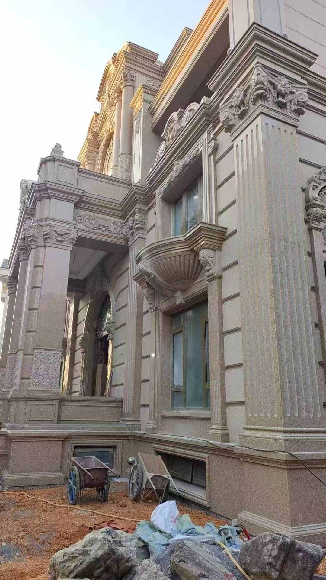 锦州 黄金麻花岗岩光面别墅外墙干挂施工完成