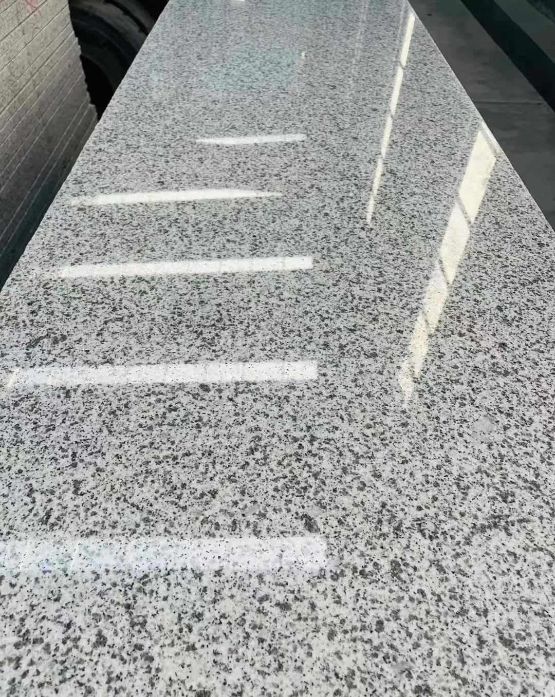 锦州 白麻花岗岩光面毛板